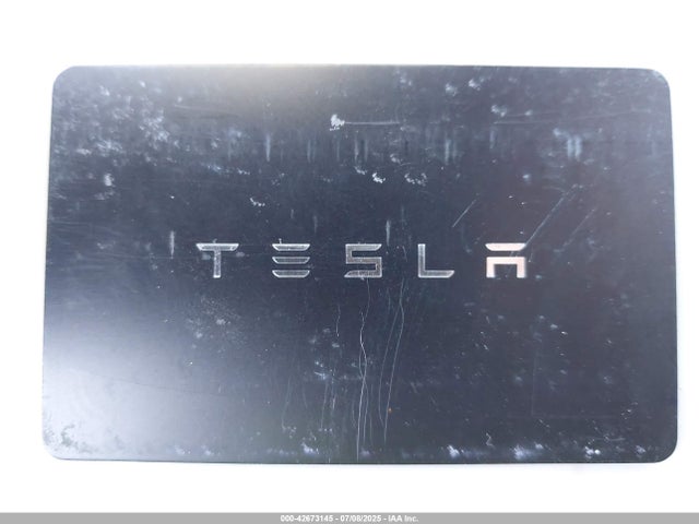 Tesla Model Y 2024 7SAYGAEE2RF124068 Image 11