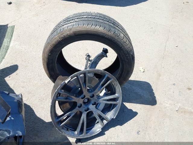 Tesla Model Y 2024 7SAYGAEE2RF124068 Image 12