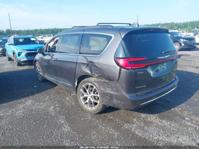 2022 CHRYSLER PACIFICA 2C4RC1GG9NR136874 Photo 2
