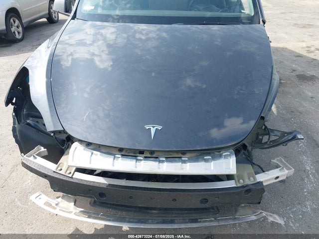 2024 TESLA MODEL Y 7SAYGDEE4RF986192 Photo 9
