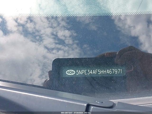 5NPE34AF5HH467971 Hyundai 2017