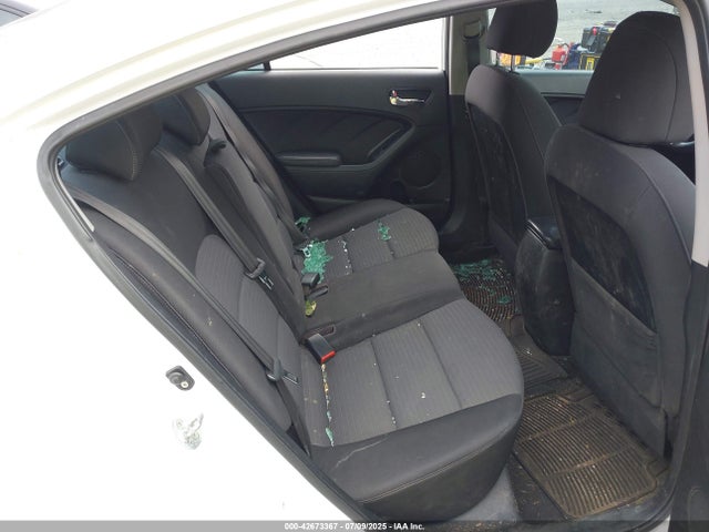 KNAFX4A61E5102849 KIA Forte