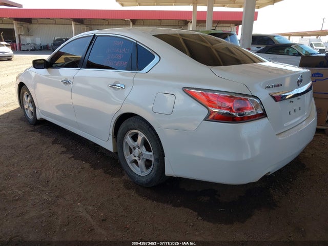 1N4AL3AP2EN340081 Nissan 2014
