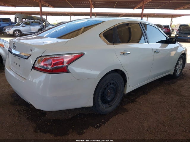 1N4AL3AP2EN340081 Nissan 2014