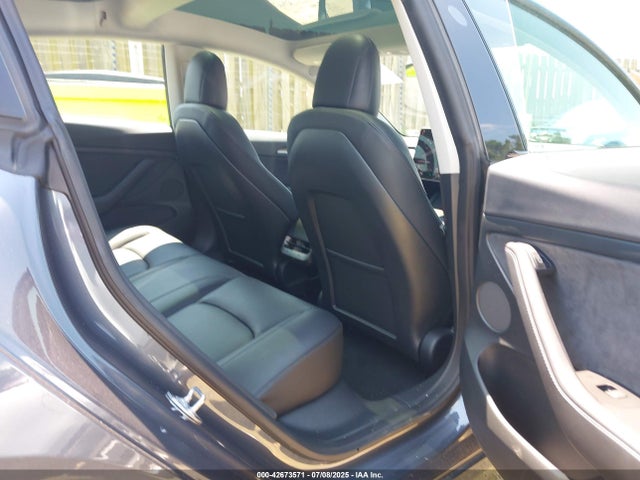 2023 TESLA MODEL 3 5YJ3E1EB1PF462769 Photo 7