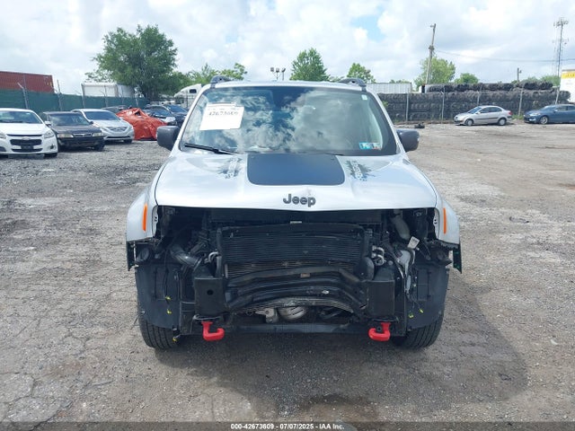 Jeep Renegade 2018 ZACCJBCB8JPH29054 Image 11
