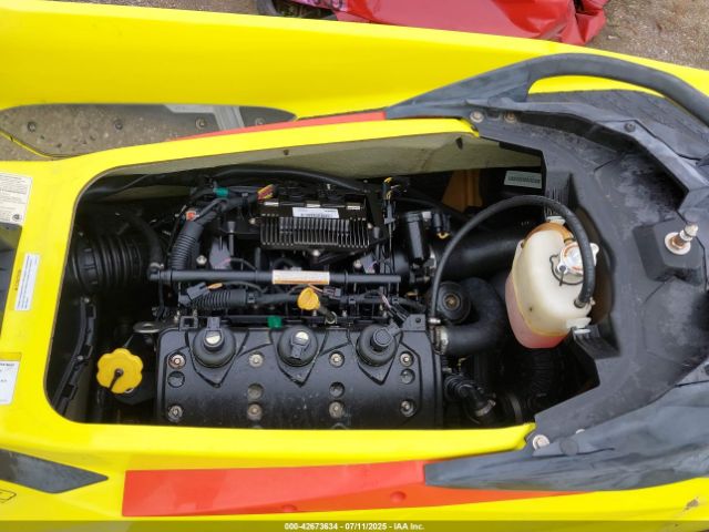 2015 SEADOO SEADOO YDV15829B515 Photo 9