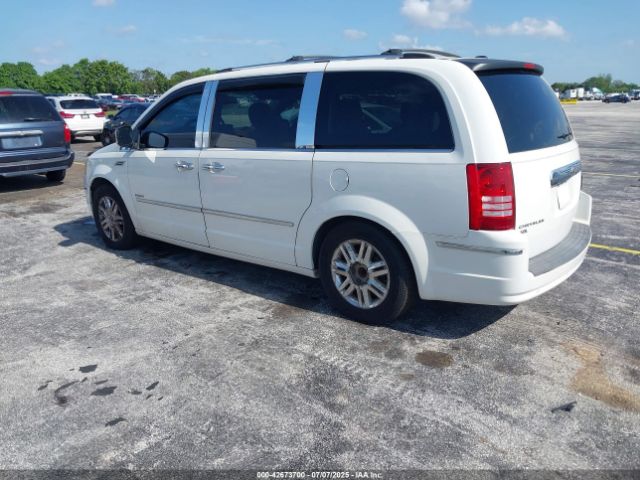 2009 CHRYSLER TOWN & COUNTRY 2A8HR64X99R677255 Photo 2