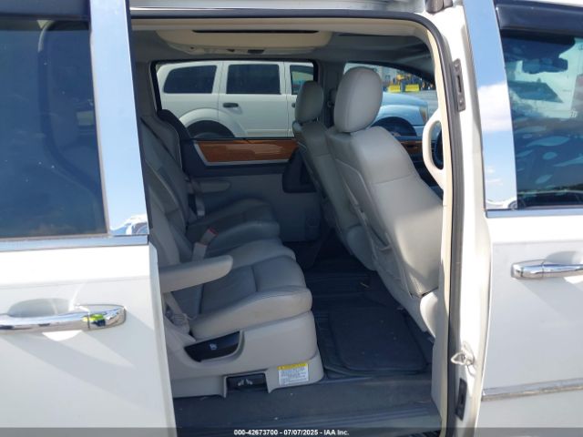 2009 CHRYSLER TOWN & COUNTRY 2A8HR64X99R677255 Photo 7