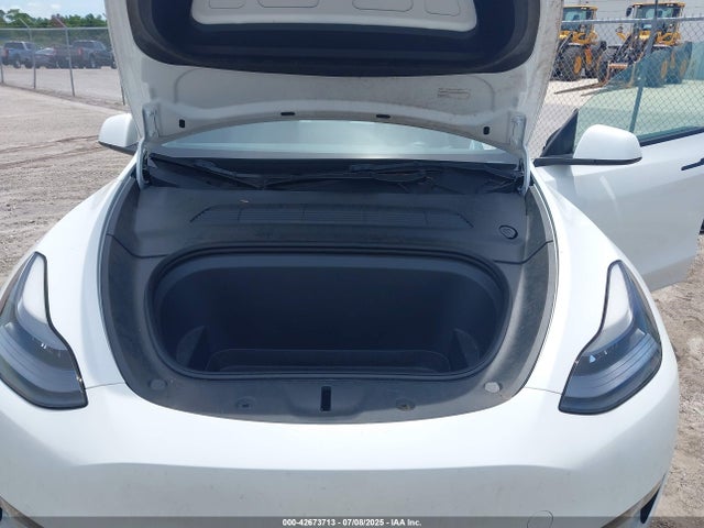 2023 TESLA MODEL Y 7SAYGAEE2PF775097 Photo 9