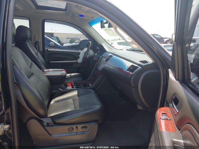 2014 CADILLAC ESCALADE 1GYS4CEF4ER109120 Photo 4