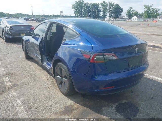2023 TESLA MODEL 3 5YJ3E1EA1PF644107 Photo 2