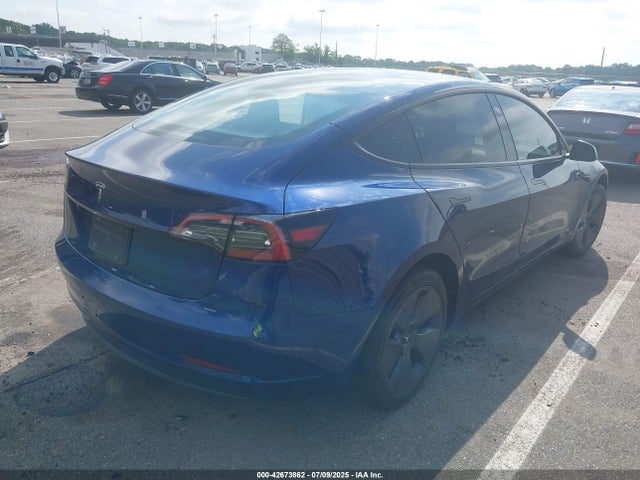 2023 TESLA MODEL 3 5YJ3E1EA1PF644107 Photo 3