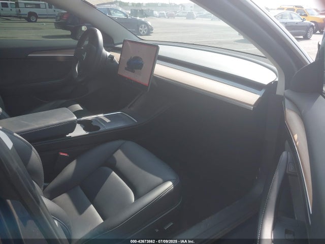 2023 TESLA MODEL 3 5YJ3E1EA1PF644107 Photo 4