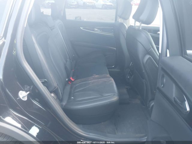 2023 LINCOLN NAUTILUS 2LMPJ8KP7PBL03953 Photo 7