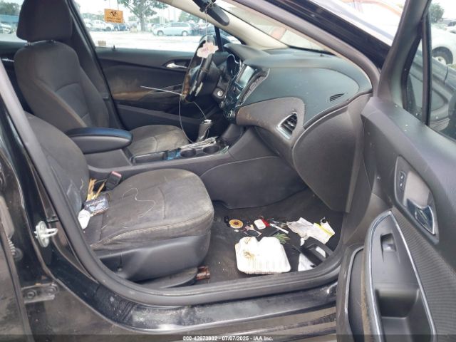 2018 CHEVROLET CRUZE 1G1BC5SM9J7201720 Photo 4