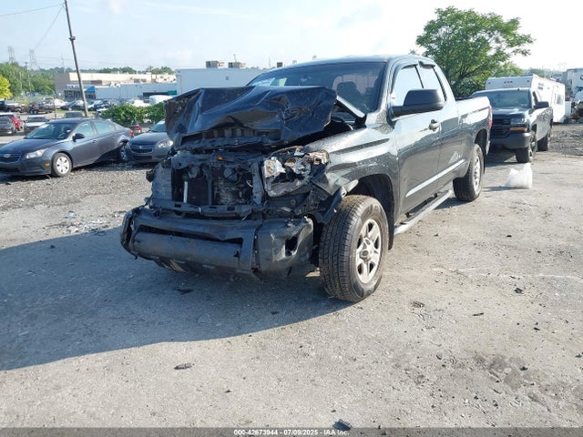 5TFUM5F11EX055395 Toyota 1ur-fe