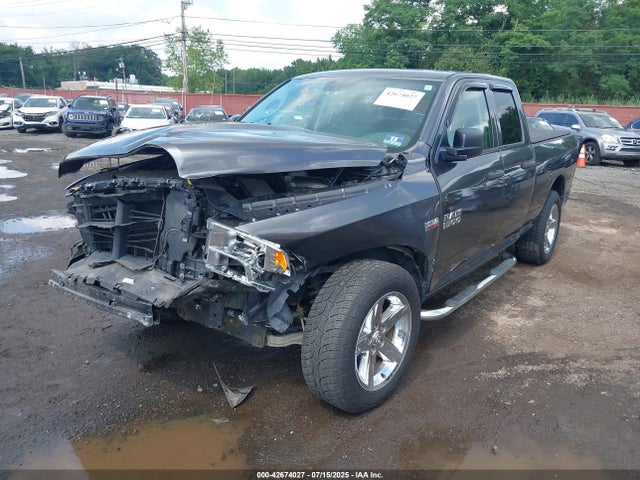 Продаж на аукціоні авто 2017 Ram 1500 Express  4x4 6'4 Box, vin: 1C6RR7FT8HS565661, номер лоту: 42674027