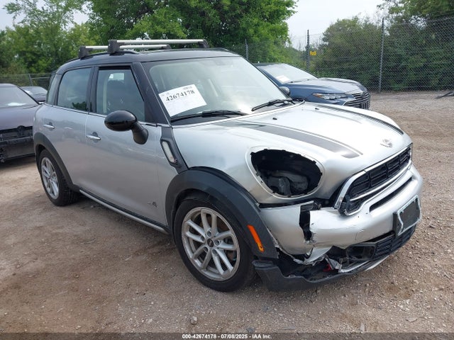2016 MINI COUNTRYMAN WMWZC5C53GWU21539 Photo 0