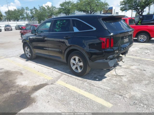 2021 KIA SORENTO 5XYRG4LCXMG022068 Photo 2