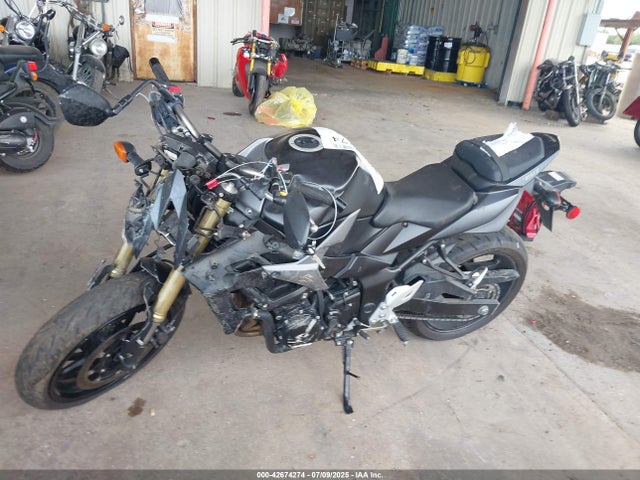 JS1GR7NA1F2101280 Suzuki R749-
