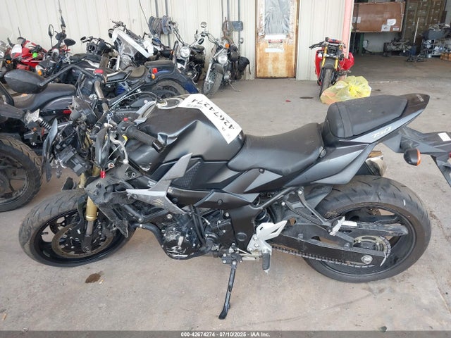 JS1GR7NA1F2101280 Suzuki R749-