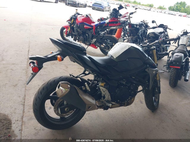 JS1GR7NA1F2101280 Suzuki R749-