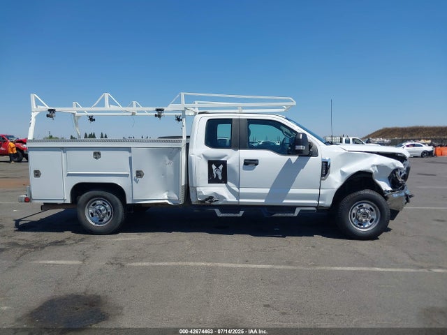 Ford 2022 2022 1FD7X2B64NEC48295 Image 13