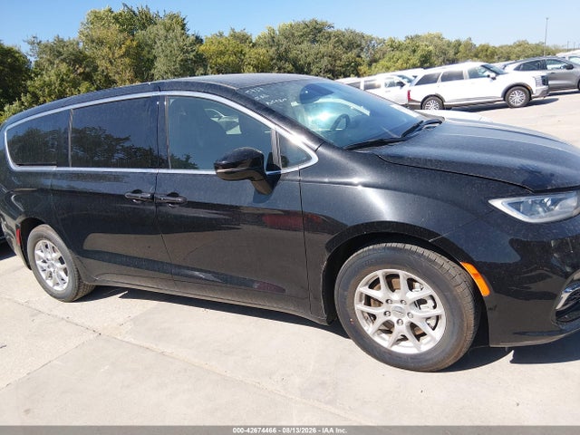 Chrysler Pacifica Select 2025 2C4RC1BG0SR506483 Image 13