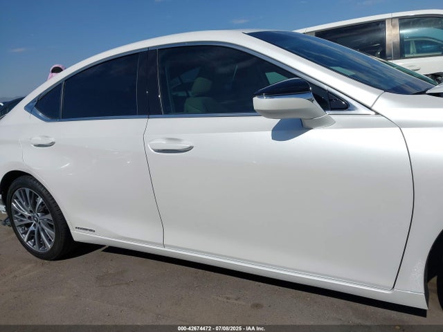 Lexus a25a-fxs, 3nm 2021 58ADA1C13MU009089 Image 14