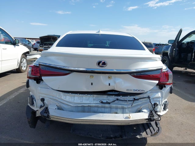 Lexus a25a-fxs, 3nm 2021 58ADA1C13MU009089 Image 6