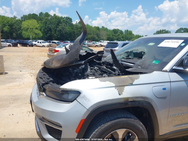 2024 JEEP GRAND CHEROKEE 4XE 1C4RJYB68RC130432 Photo 5