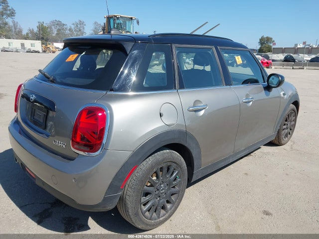 2020 MINI HARDTOP WMWXU7C00L2L73228 Photo 3