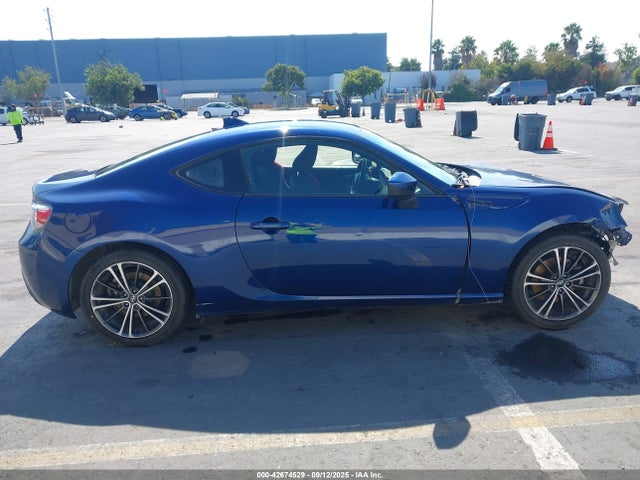 Scion 2000cc na 2015 JF1ZNAA12F8711642 Image 14