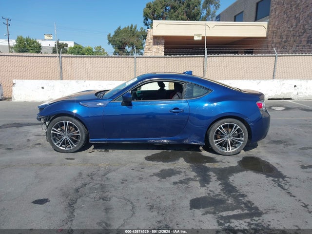 Scion 2000cc na 2015 JF1ZNAA12F8711642 Image 15