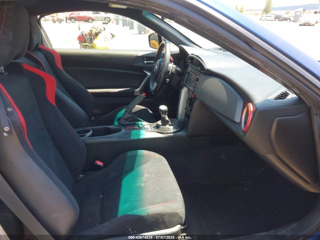 Scion 2000cc na 2015 JF1ZNAA12F8711642 Image 5