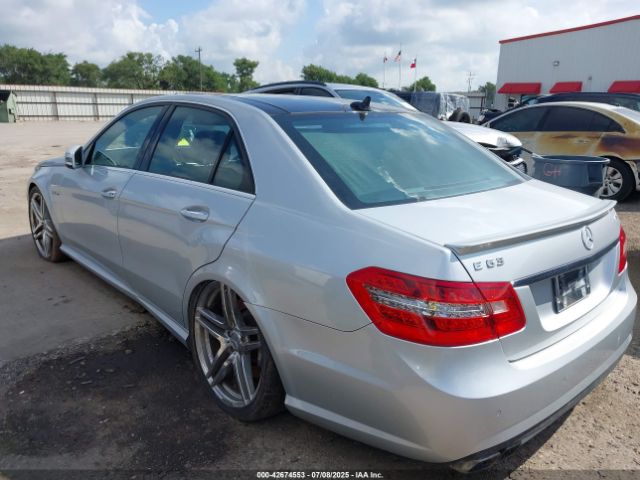 2011 MERCEDES-BENZ E 63 AMG WDDHF7HB8BA356599 Photo 2