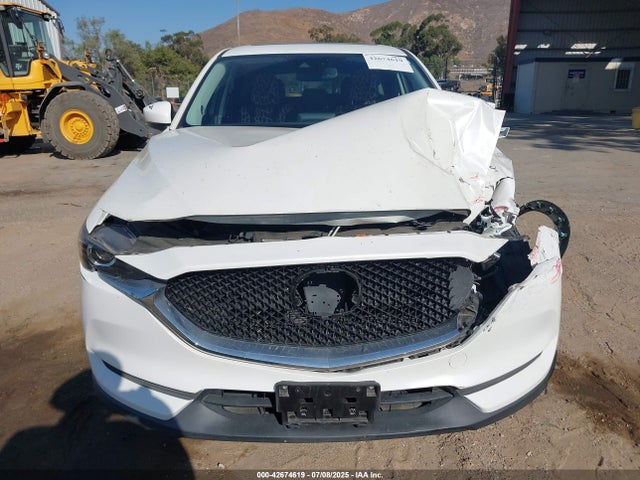 Mazda py 2017 JM3KFACL2H0150942 Image 13