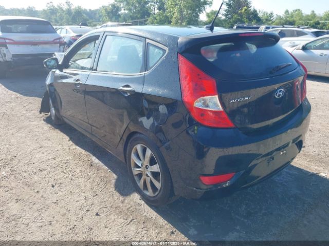 2013 HYUNDAI ACCENT KMHCU5AE1DU092027 Photo 2