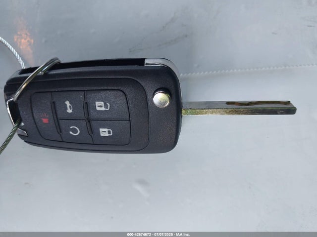 1G1PA5SG3F7130186 Chevrolet lwe