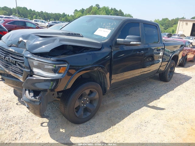 42674693 :رقم المزاد ، 1C6SRFRTXKN900609 vin ، 2019 Ram 1500 Laramie  4x4 6'4 Box مزاد بيع