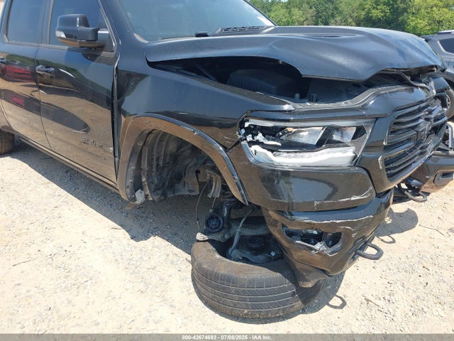 42674693 :رقم المزاد ، 1C6SRFRTXKN900609 vin ، 2019 Ram 1500 Laramie  4x4 6'4 Box مزاد بيع