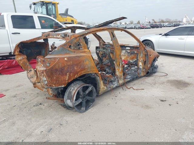 2026 TESLA MODEL Y 7SAYGDEE1TA394561 Photo 3