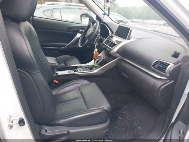 2019 MITSUBISHI ECLIPSE CROSS JA4AT5AA4KZ020549 Photo 4