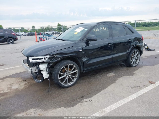 2018 AUDI Q3 WA1JCCFS7JR018590 Photo 1
