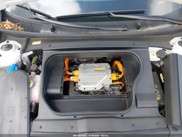 2023 HYUNDAI IONIQ 6 KMHM34AC3PA045667 Photo 9