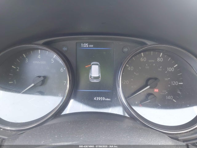 JN8AT2MV4KW395429 Nissan 2019