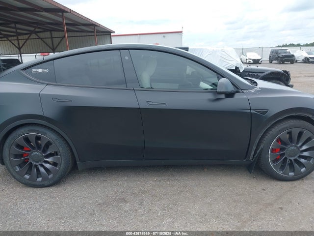 Tesla 2022 2022 7SAYGDEF0NF313614 Image 14