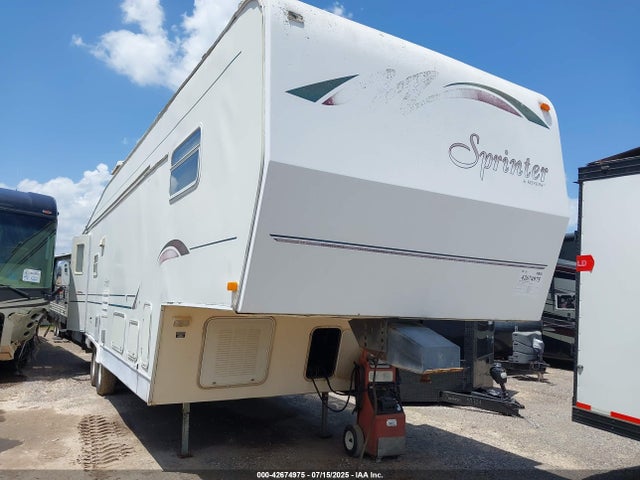42674975 :رقم المزاد ، 4YDF32524X1006067 vin ، 1999 Keystone Sprinter مزاد بيع