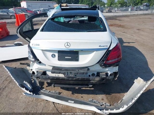 Mercedes-Benz 2015 2015 55SWF4KB8FU033271 Image 17